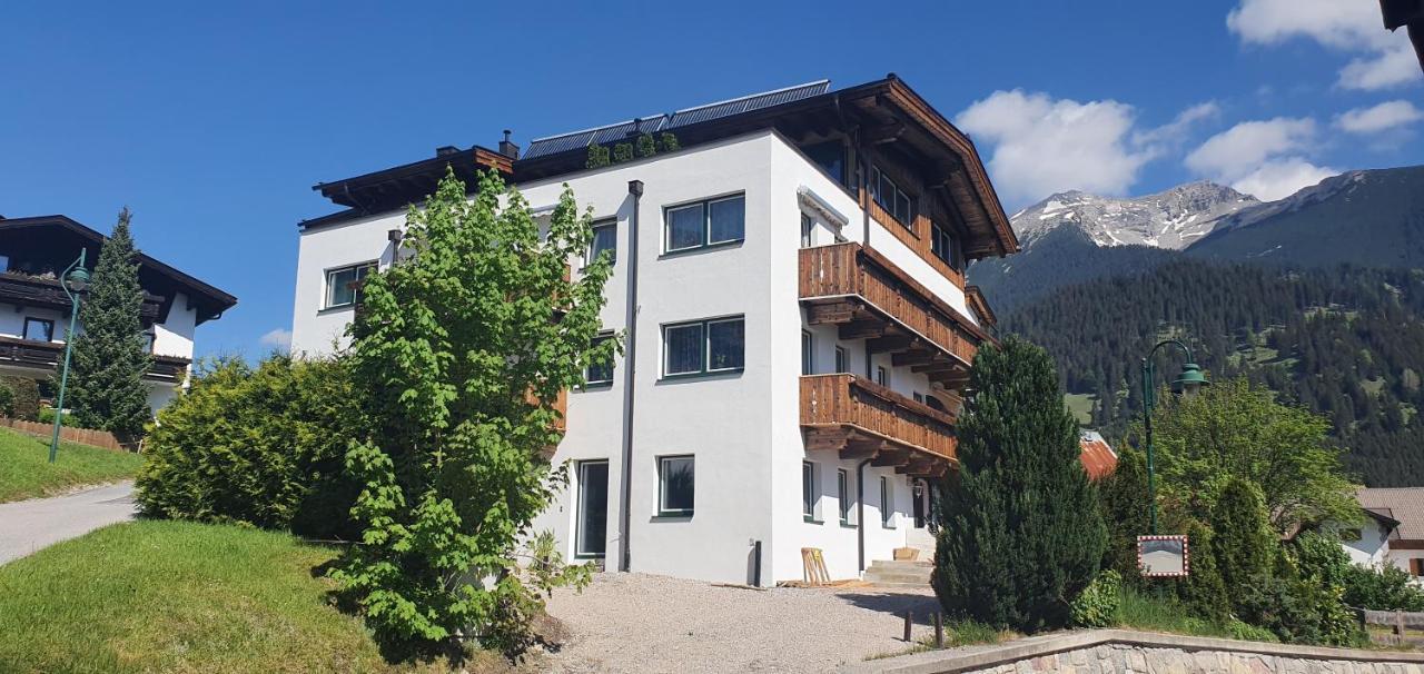 Schäfflers Ferienwohnungen Lermoos Exterior foto